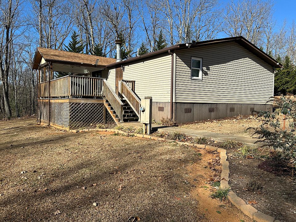 2nd image of 440 Thornhill Ln