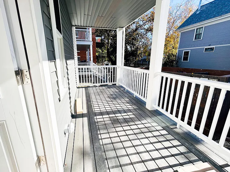 27 Waverly St #1 — Photo 9