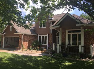 3708 SW Lincolnshire Rd, Topeka, KS 66610
