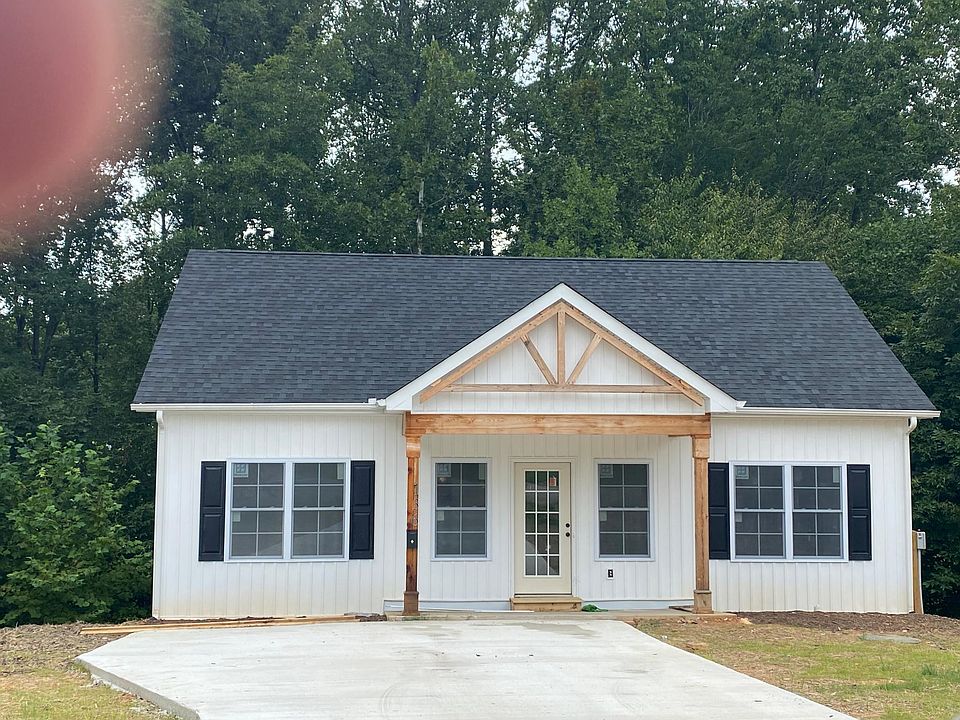 1st image of 136 Palmer Dr