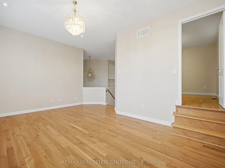 5218 Oscar Peterson Blvd — Photo 25