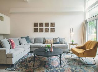 7155 Calabria Ct UNIT E, San Diego, CA 92122