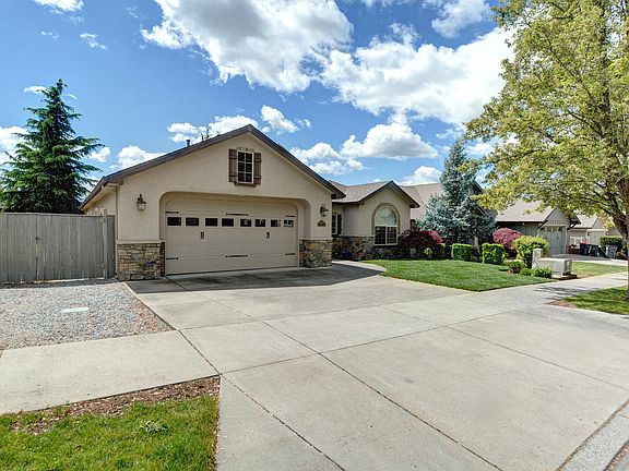 2nd image of 3764 Calle Vista Dr