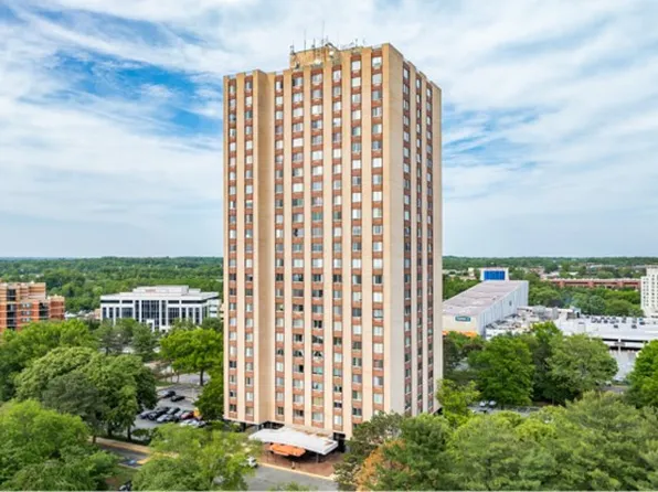 9701 Fields Rd, Gaithersburg, MD