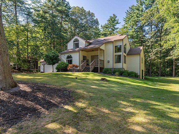 2nd image of 79 Crestwood Drive
