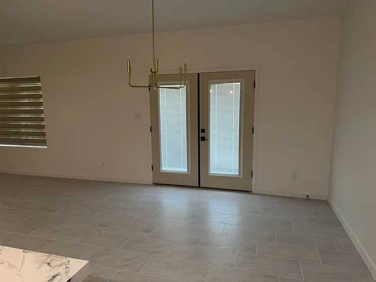 3851 E San Gabriel St — Photo 8