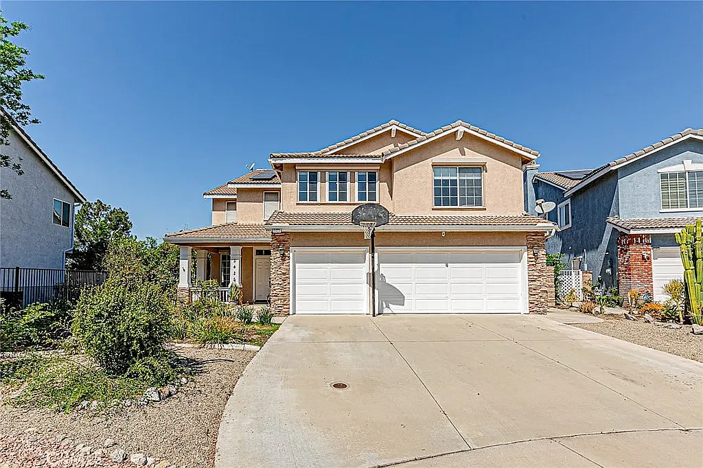 5 bed, 2995 sqft, $6,500 — Photo 1