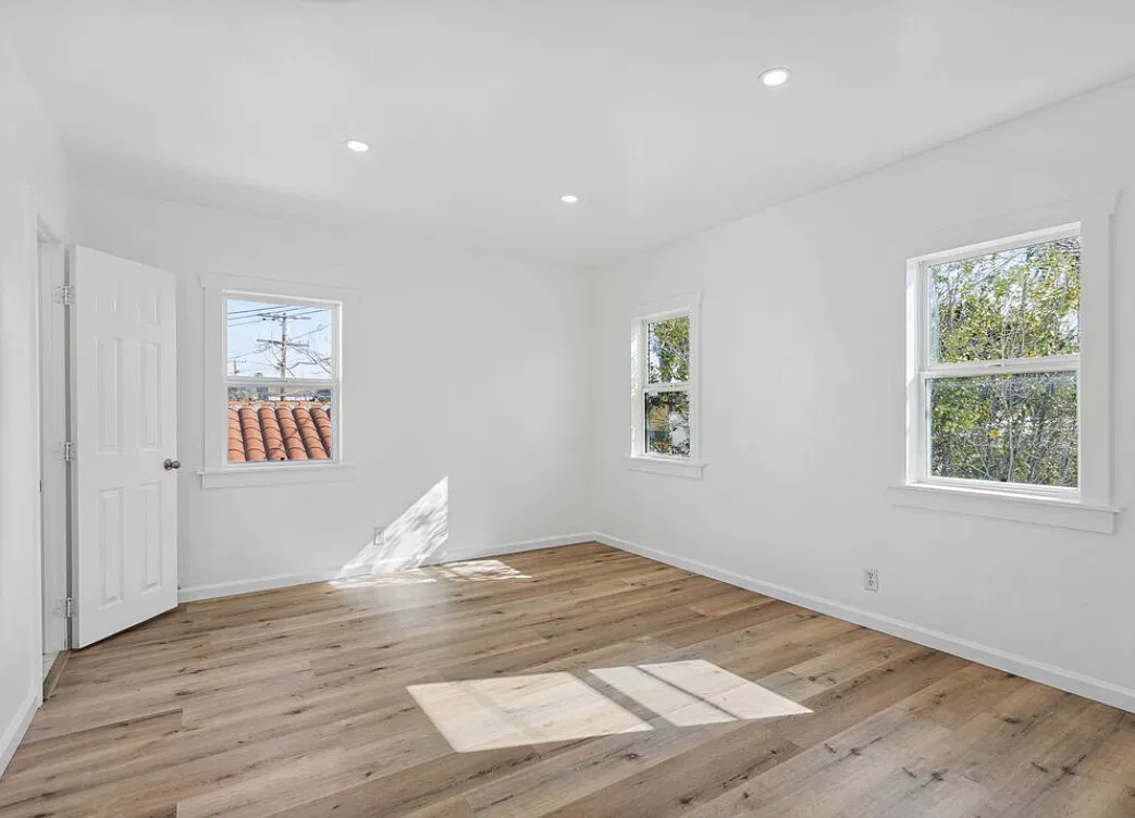 2 bed, $2,895 — Photo 4
