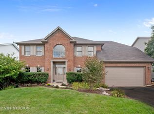 1950 Rockland Dr, Aurora, IL 60503