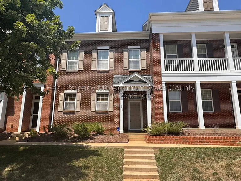 1365 Regulator St — Photo 25