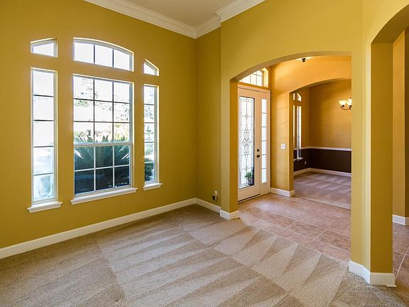5th image of 2457 Stoney Glen Dr