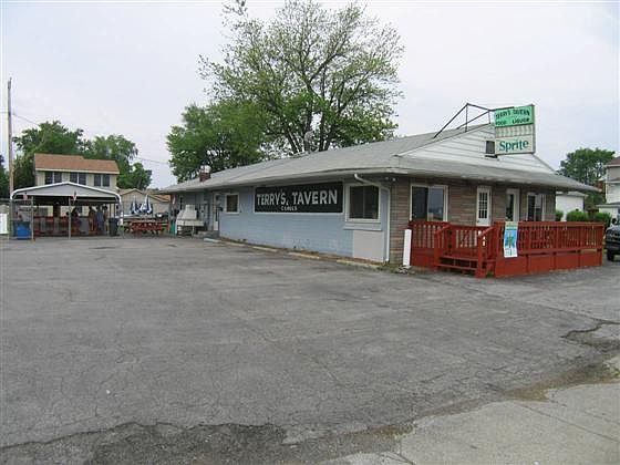 1st image of 1101 E Bayview Dr