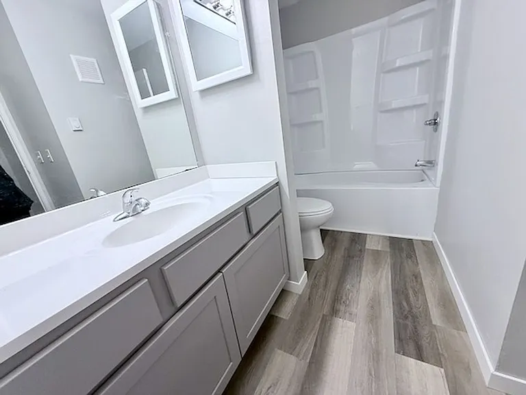 364 N Seymour St #102 — Photo 7