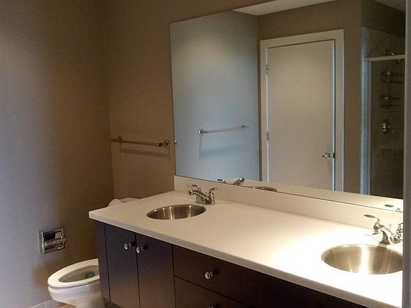 5th image of 1120 E Kennedy Blvd Unit 1412