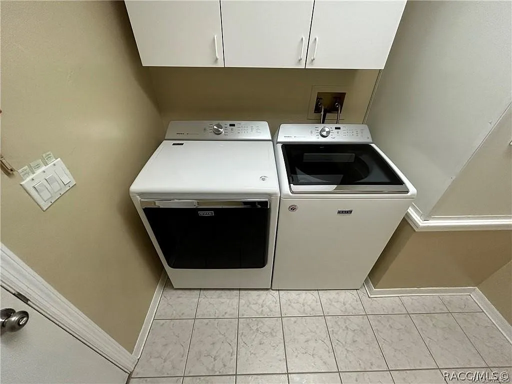 3 bed, 2.0 bath, 1779 sqft, $2,500 — Photo 4