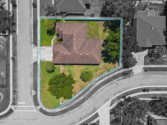3rd image of 3869 Ventnor Dr