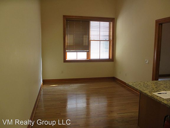 4th image of 330 Northampton St #208