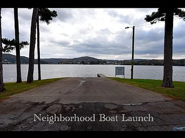 2305 Luther St, Guntersville, AL 35976