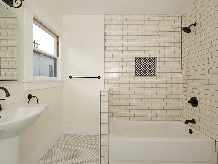 4439 Clarissa Ave — Photo 3