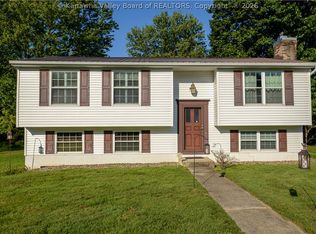 5 Oakmont Dr, Saint Albans, WV 25177