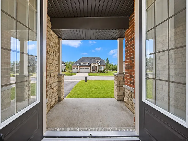 74 Summer Breeze Dr — Photo 4