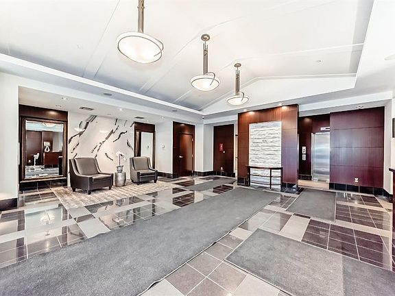 2nd image of 910 S 5th Ave SW #1507