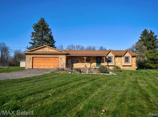 4164 Calkins Rd, Flint, MI 48532