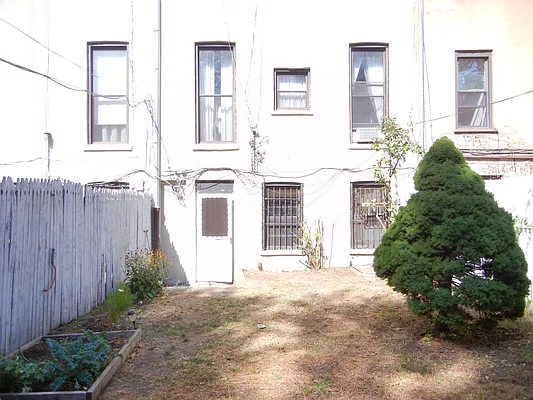 Rented by Brooklyn Heights Real Estate Inc | media 12