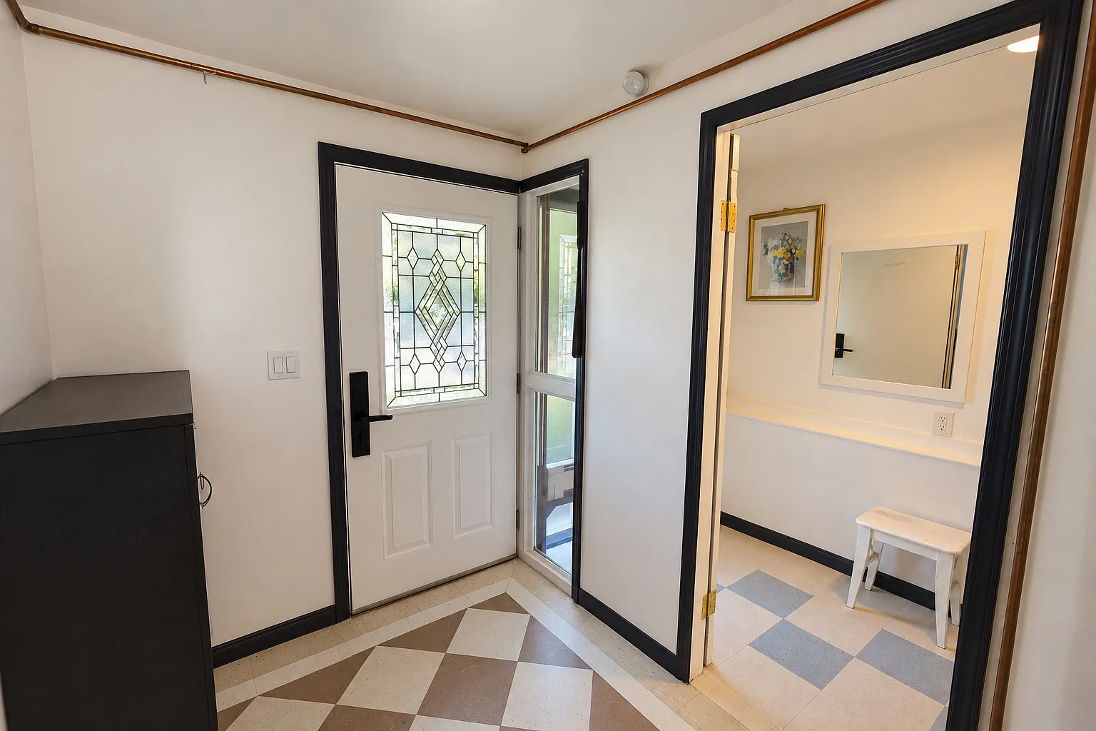 3 bed, 2186 sqft, $3,500 — Photo 2