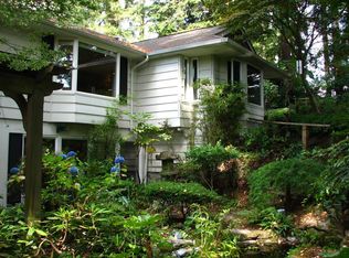 1215 NE 130th St, Seattle, WA 98125