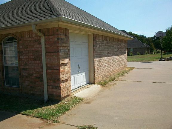 4th image of 9703 Argyle Ct