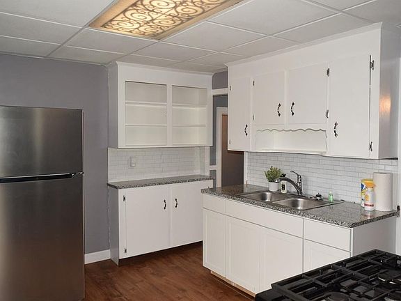 4th image of 997 Bedford St #3