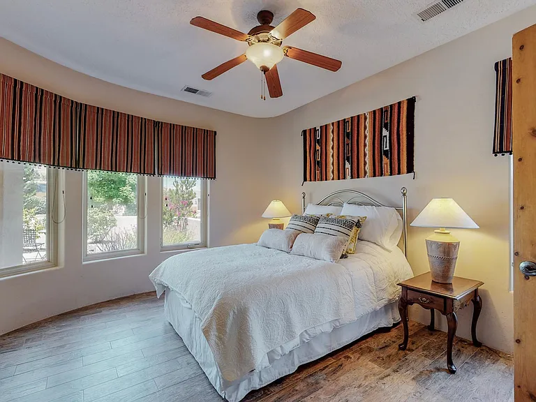 3106 Octavia Ct NE — Photo 42
