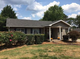 1901 Courtland Ln, Dalton, GA 30720