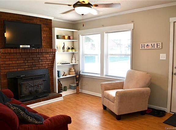 4th image of 1133 Dorset Ln
