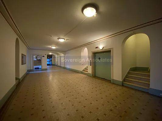 Rented by Sovereign Associates | media 22