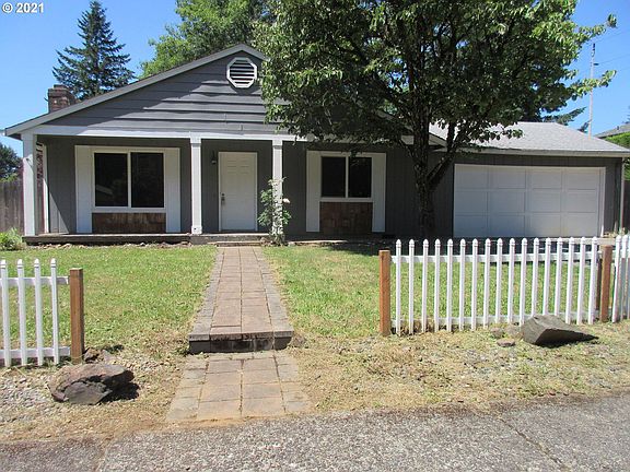 2nd image of 2704 NE 157th Ave