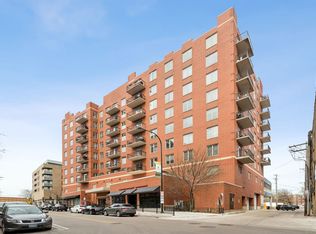 515 Main St APT 802, Evanston, IL 60202