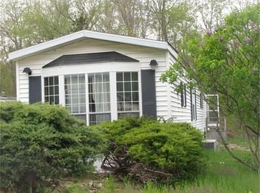 2nd image of 305 Turnpike St Trlr 209