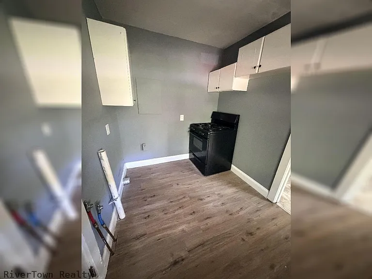 2718 Windsor Pkwy — Photo 6