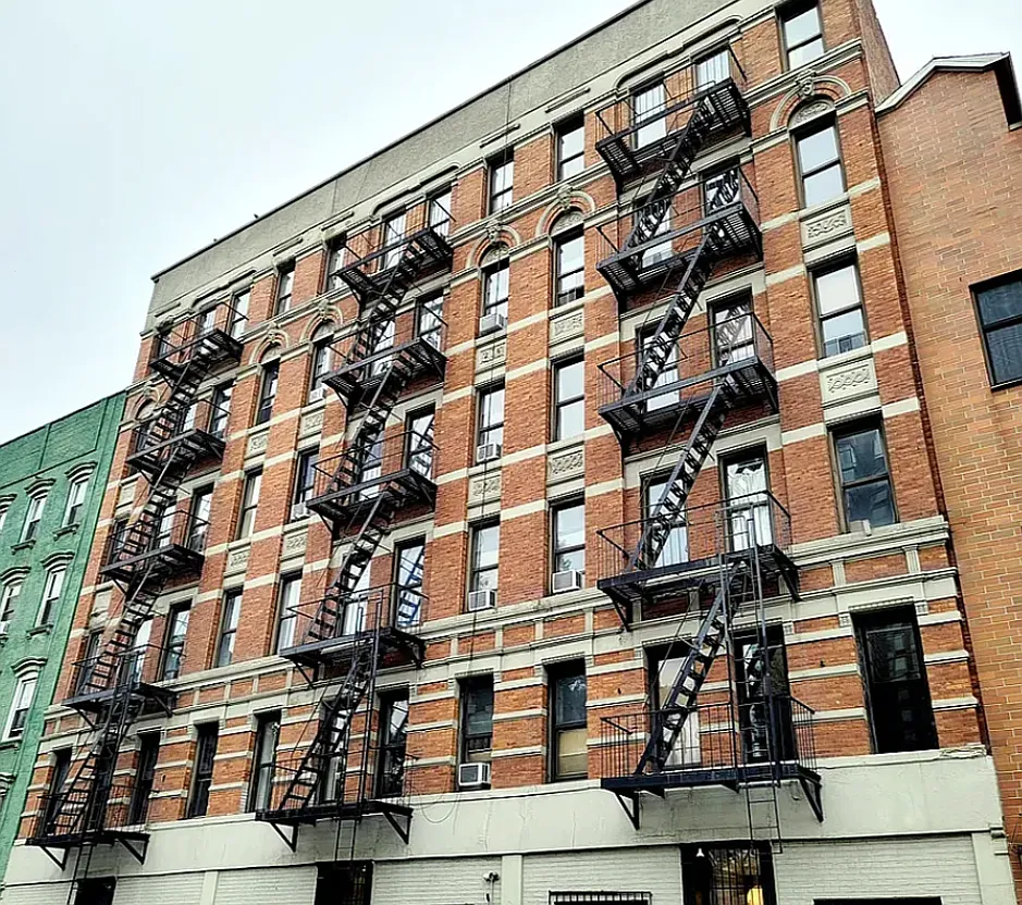 184 Norfolk Street — Photo 3