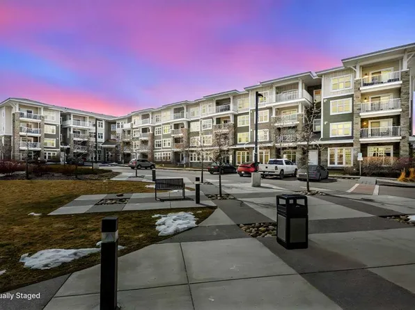 11 S Mahogany Row SE #3107, Calgary, AB T3M 2L6