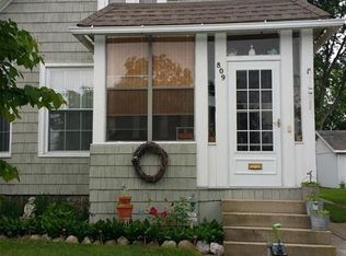809 N Waterloo St, Jackson, MI 49202