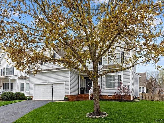 2nd image of 9085 Lunette Ln