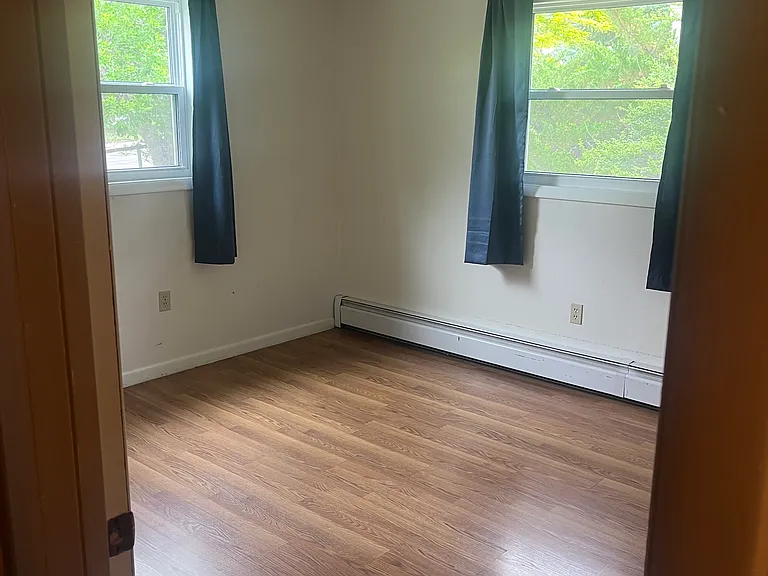 1055 Cascade St — Photo 10