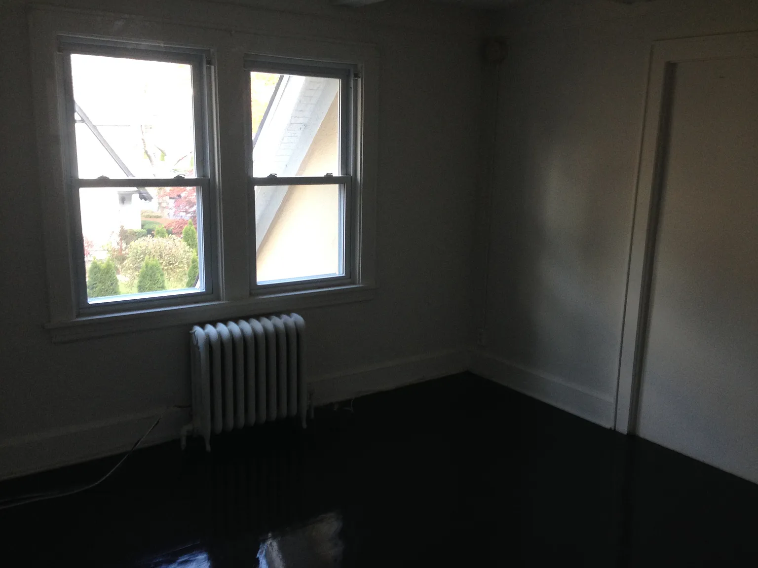 71 Potter Ave — Photo 2