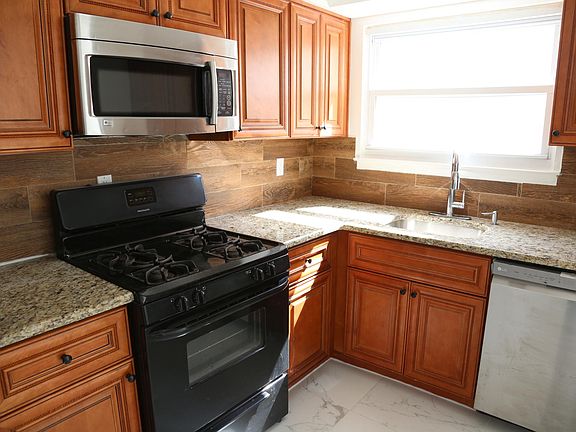 2nd image of 312 Brookfield Ave #1