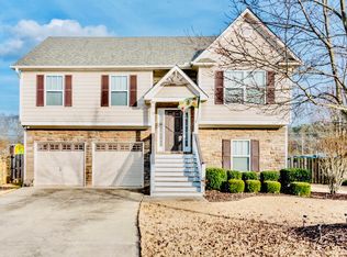 17 Springmont Dr, Cartersville, GA 30120