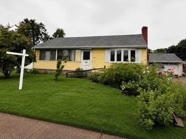 14 Leland Drive, East Hartford, CT 06108