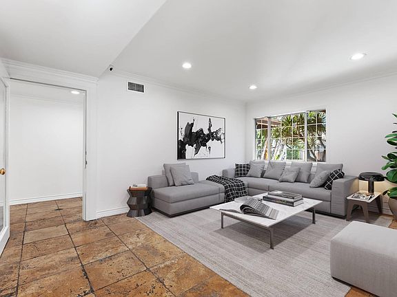 5th image of 5231 Leghorn Ave